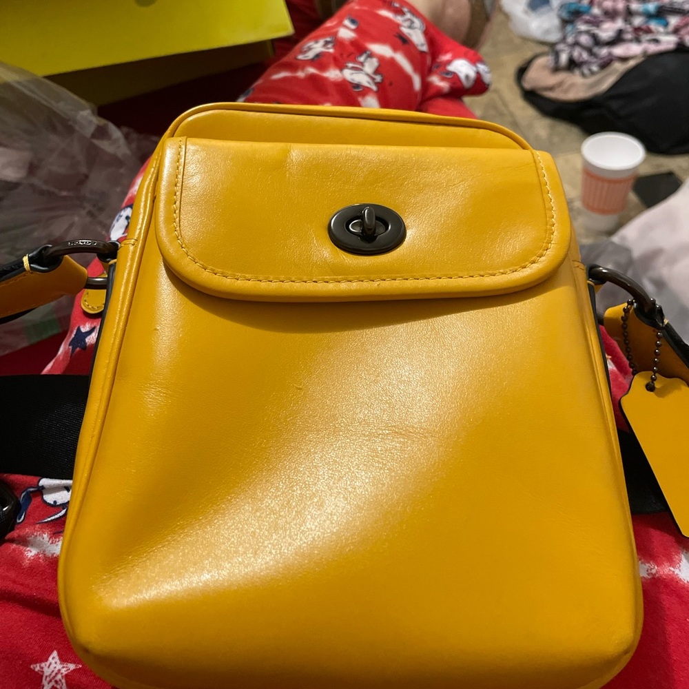 Small yellow mustard like Messenger bag (Unisex)